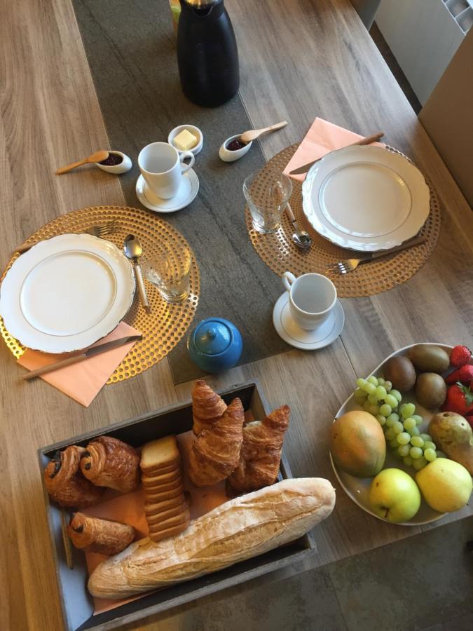 Domaine D'Aveluy Bed and Breakfast Exteriör bild